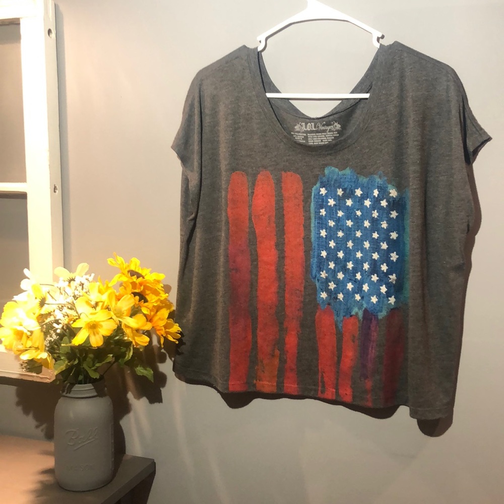 Short sleeve flag Crop Top.